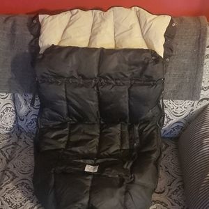 7 A.M. Enfant igloo sac